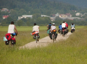 cicloturisti, gruppi sportivi - Istituto Carenzoni Monego